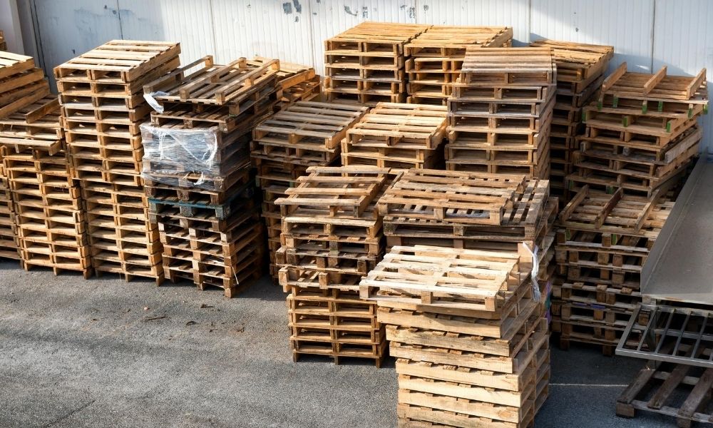 The Benefits of Recycling Your Wooden Pallets