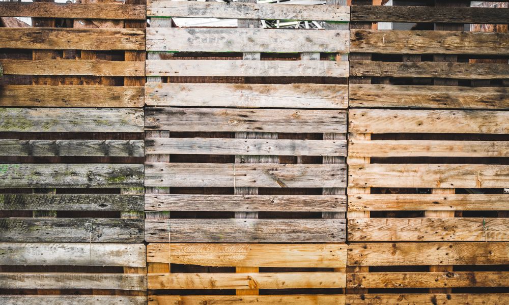 The Benefits of Pallets in a Retail Setting